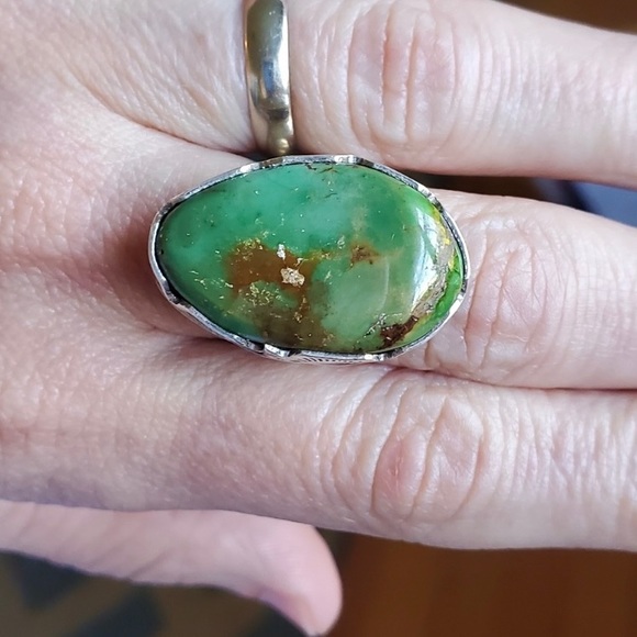 Vintage Jewelry - Native American Lee Bennet 12g High Grade Large Royston Turquoise Sterling Ring